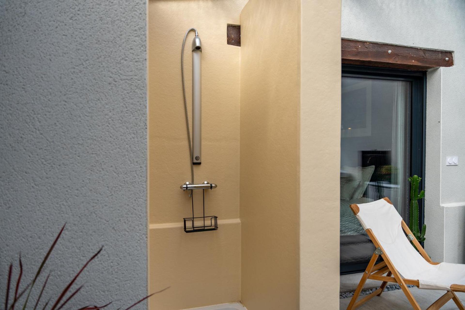 Yanna Lodge, Gite Classe 4 Etoiles Avec Spa Couvert Entierement Arrest Exteriör bild